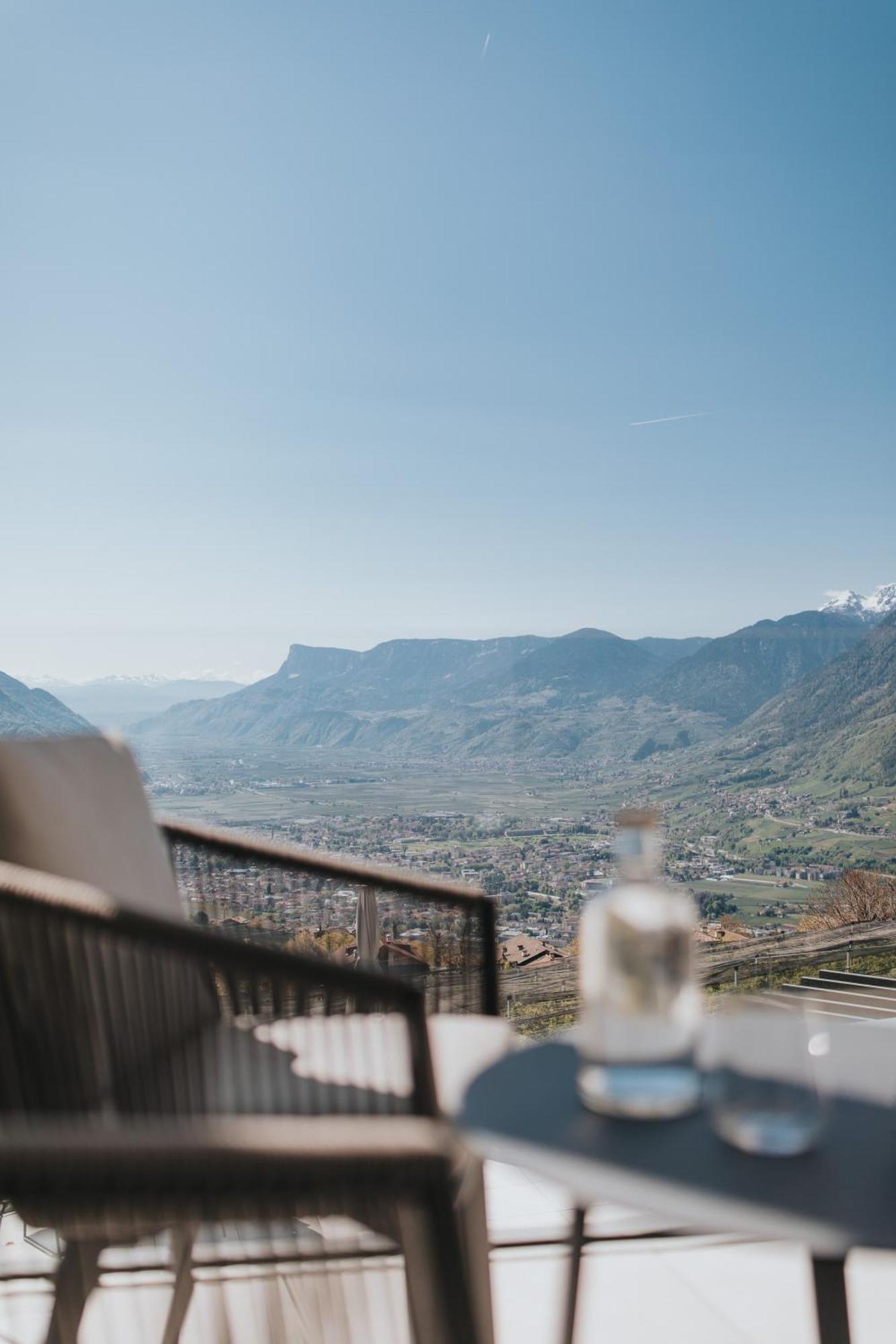 La Vista Panoramic Hideaway (Adults Only) Bed & Breakfast Tirolo Room photo