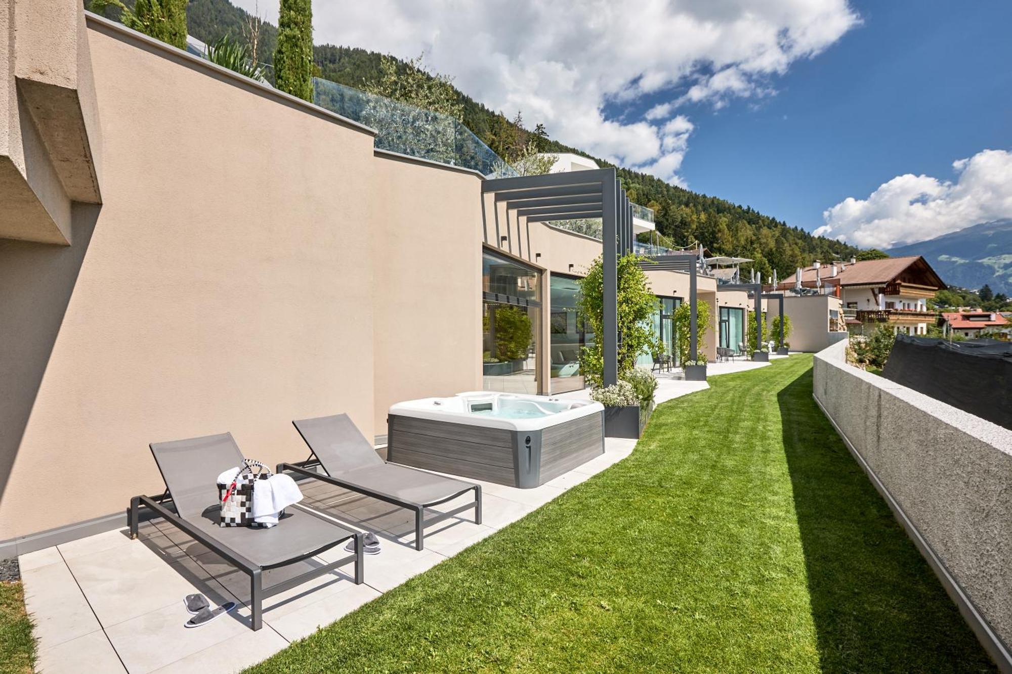 La Vista Panoramic Hideaway (Adults Only) Bed & Breakfast Tirolo Exterior photo